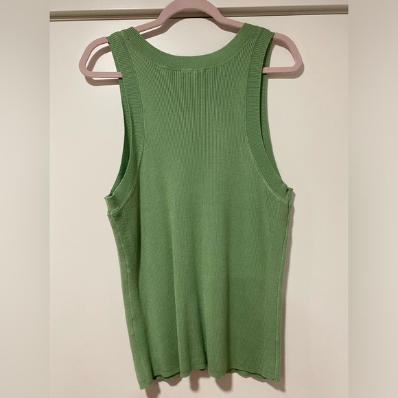 RW&Co Green Knit tank top with Keyhole detail 🌿🥑 - Picture 4 of 4